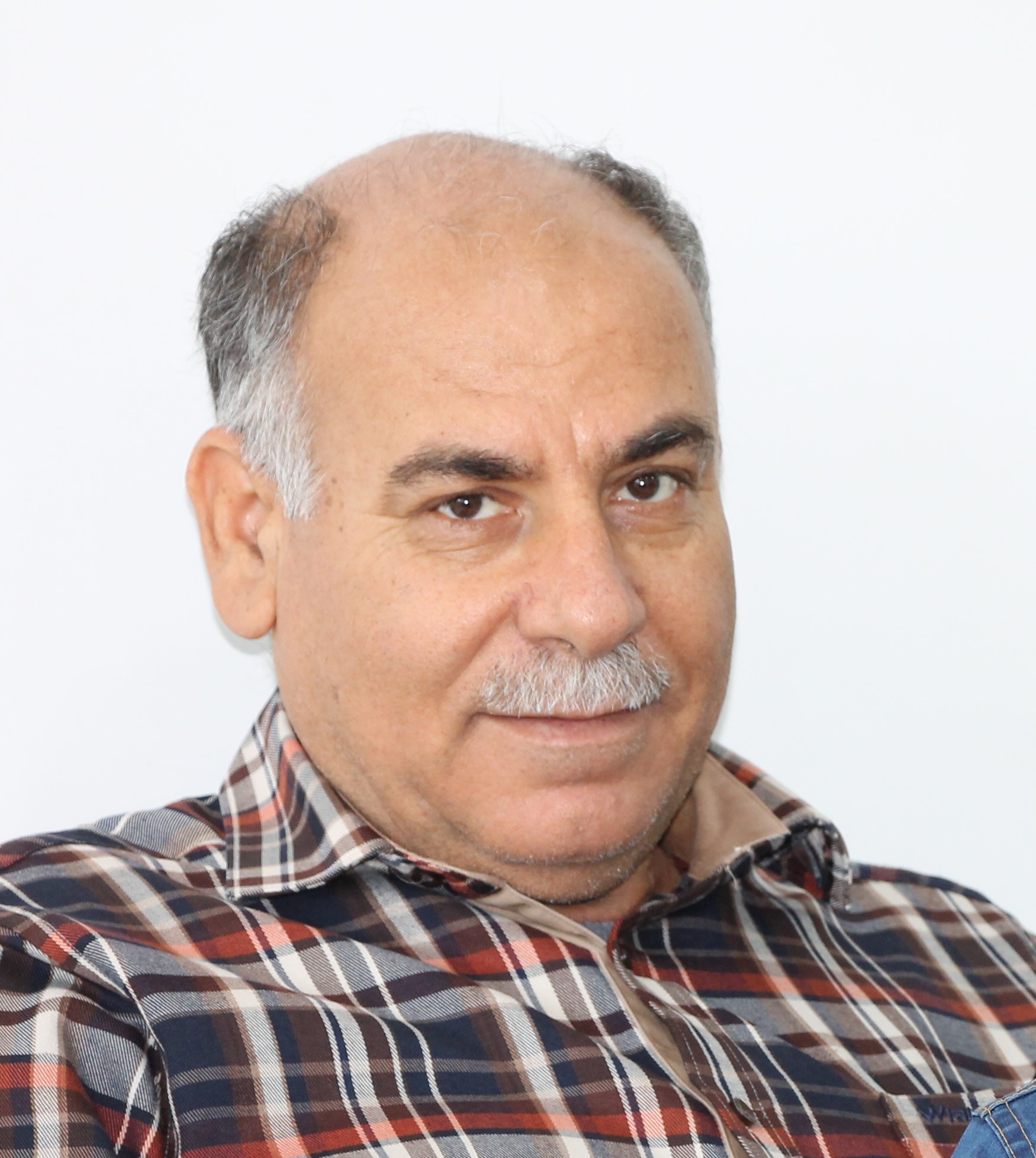  Amin  Zamani